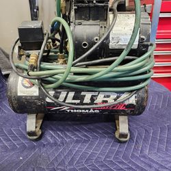 Portable air compressor
