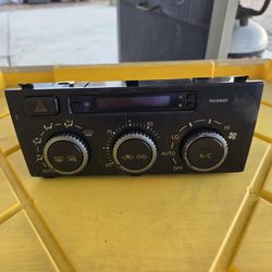 2002 Lexus IS300 HVAC controls
