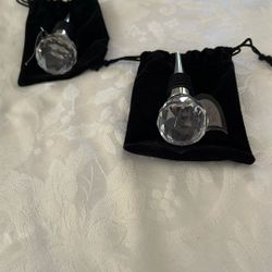 CRYSTAL WINE STOPPERS