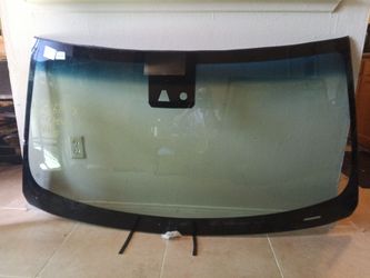 2015-2020 Tahoe windshield