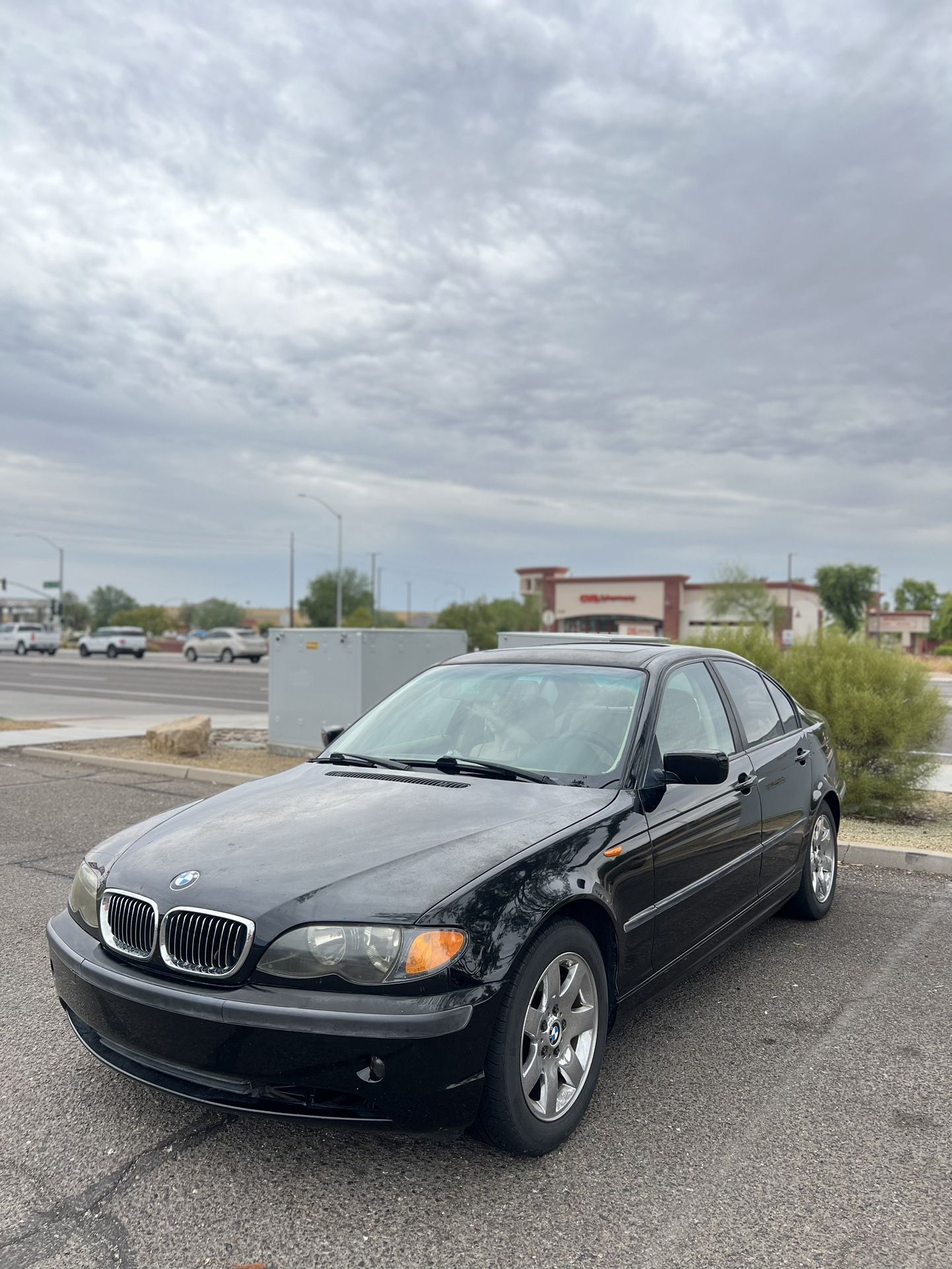 2002 BMW 325i