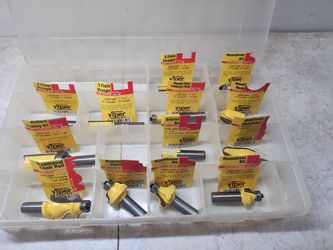 13 piece Oldham Viper router bit set... brand new