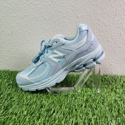 New Balance 2002R Light Blue / Ice Blue GC2002CK Kids Sz 7 Youth Fits Women 8.5