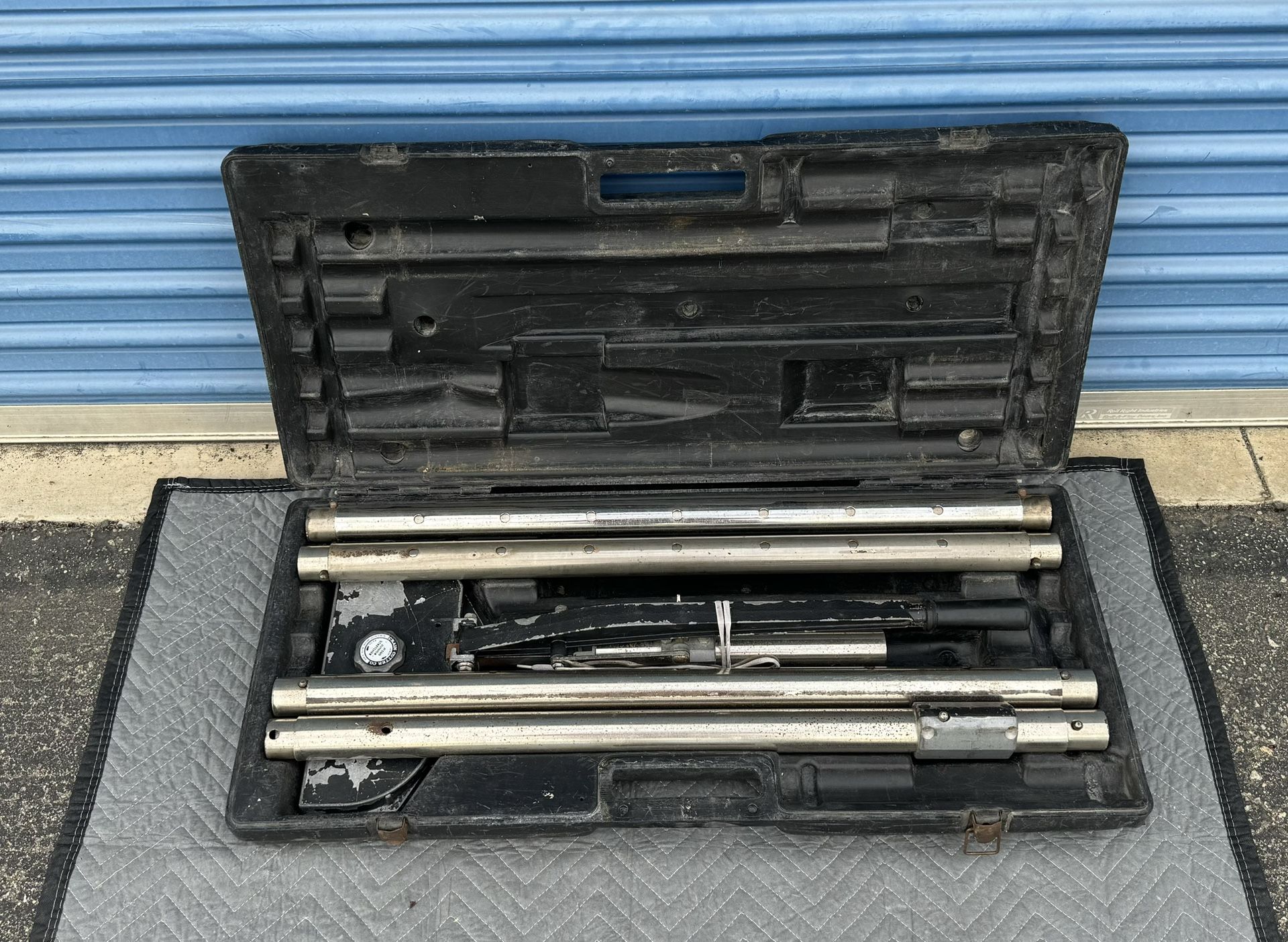 Crain 499 Double Case Carpet Stretcher