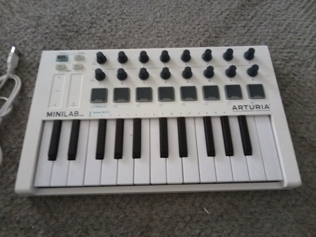 Arturia MiniLab MK2