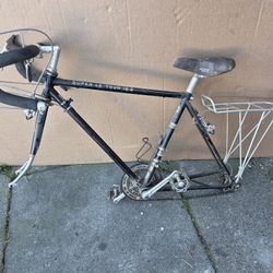 Schwinn Super Le Tour 12.2, a classic vintage