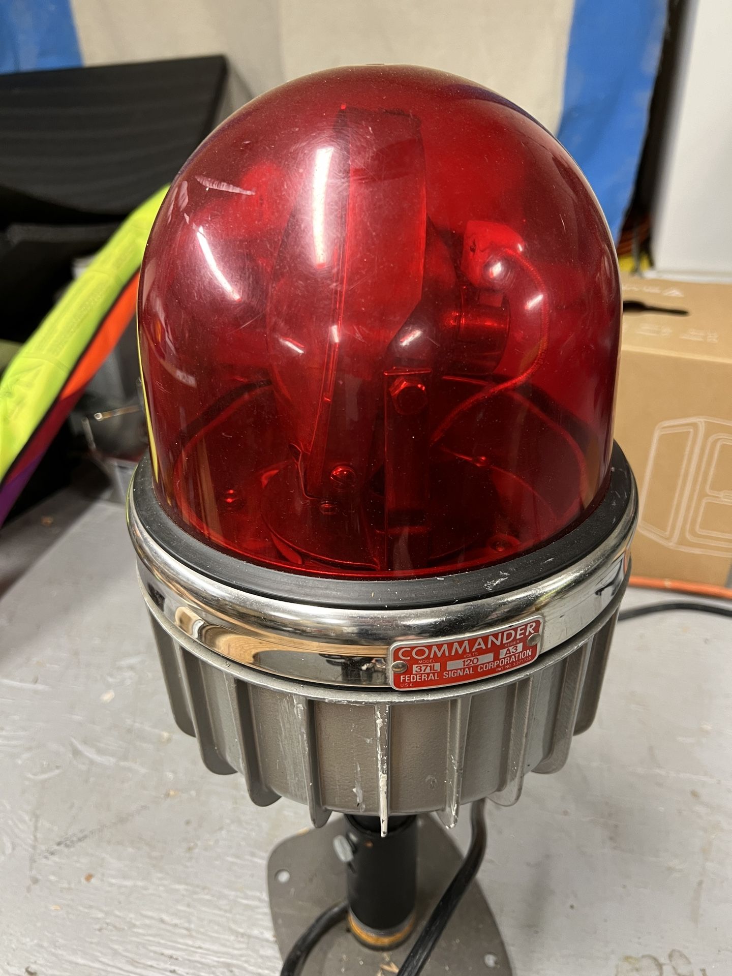 Rotating warning light police fire emergency hockey goal