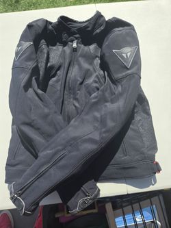 Dainese Motorcycle Jacket Size 50 (US Men's Medium) Armor Included
