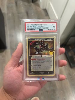 2021 Pokemon Celebrations Greninja gold star