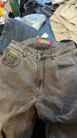 Gray Empyre jeans size 10 baggy