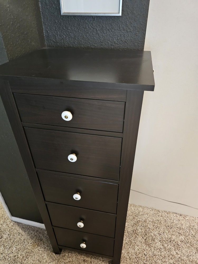 5-Drawer Lingerie Chest