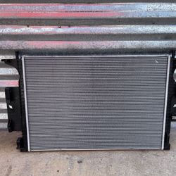 2017-2019 Ford Escape Radiator 1.5/ 2.0 Turbo 