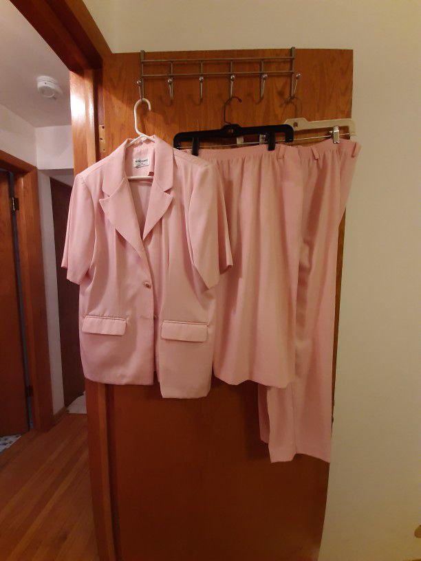 Alfred Dunner 3 piece outfit. Size 14