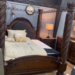 Cal King Bedroom Set, Available Now Display Only