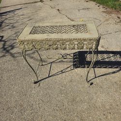 Prices firm.. beautiful plant stand