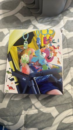 Stroller hanging toys