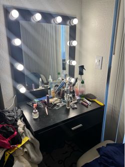 Brown/black vanity with lights!