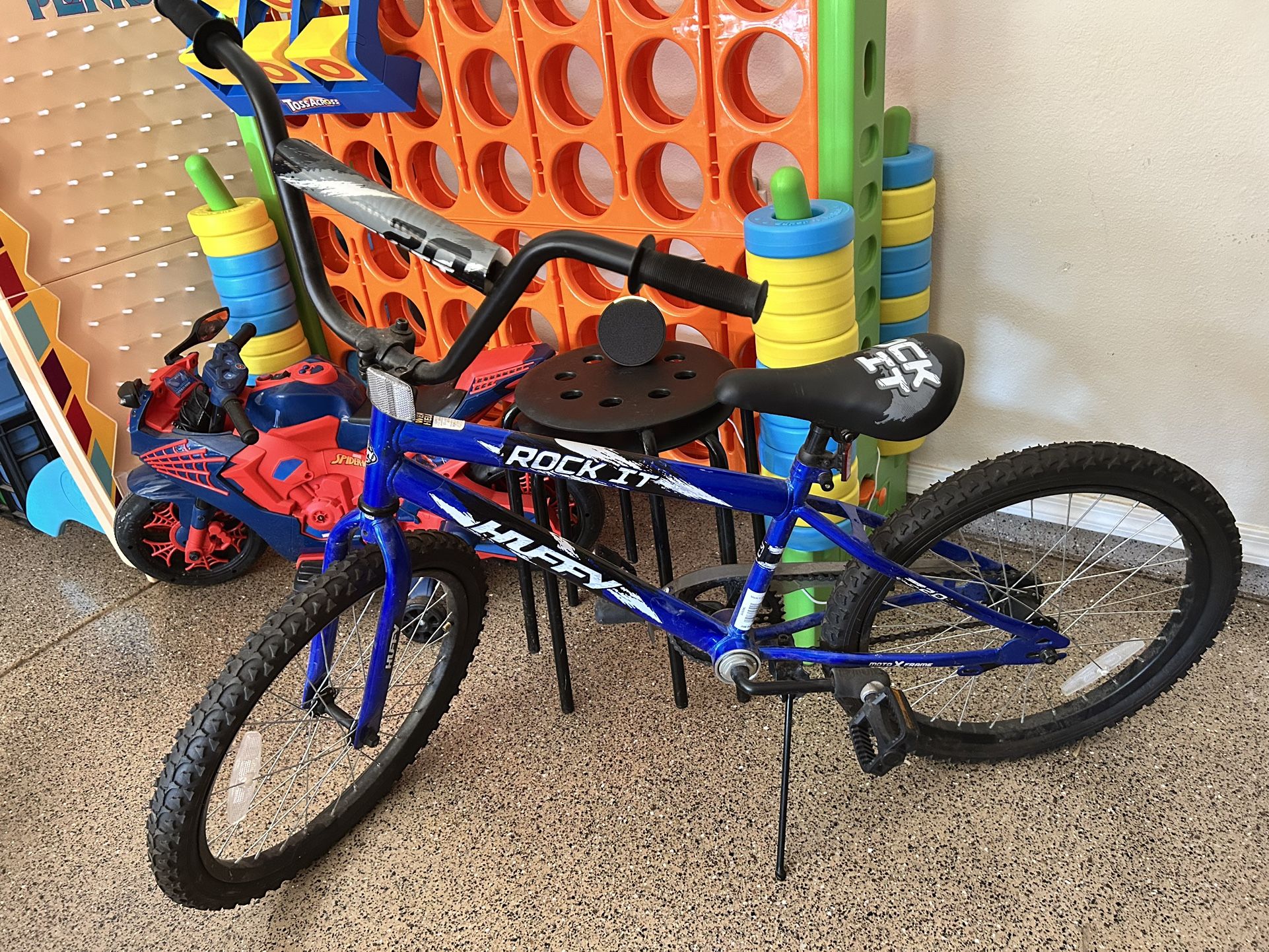 20 Inch Huffy Rock It Bike Tires Flat, May Need New Tubes Or Air
