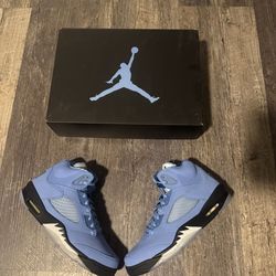 Jordan 5 Uni blue size 10.5