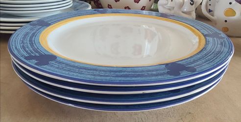 Mickey Through the Years Stoneware Set