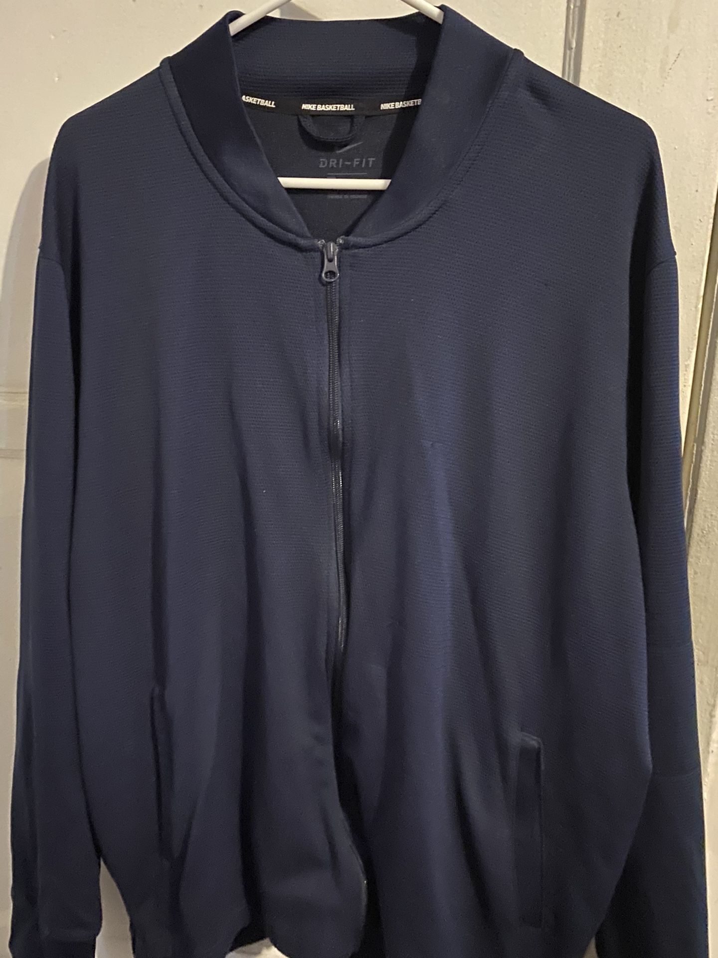 Nike dri-fit jacket
