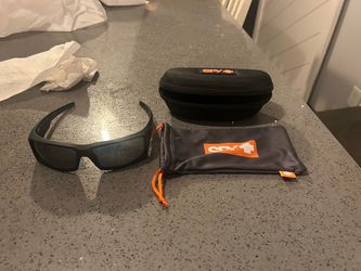Spy men’s sunglasses
