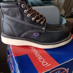 Work Boots//Botas de Trabajo 