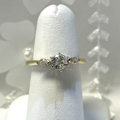 14k Round Diamond Engagement Ring