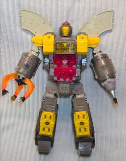 Hasbro Transformers Siege Omega Supreme Titan Class