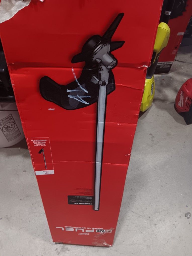 Milwaukee M18 FUEL QUIK-LOK Brush Cutter Attachment