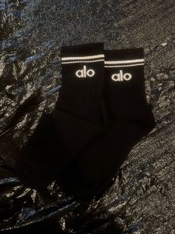 Alo yoga outerwear socks