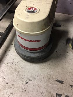 Floor scrubberADVANCE