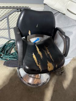 Barber chair