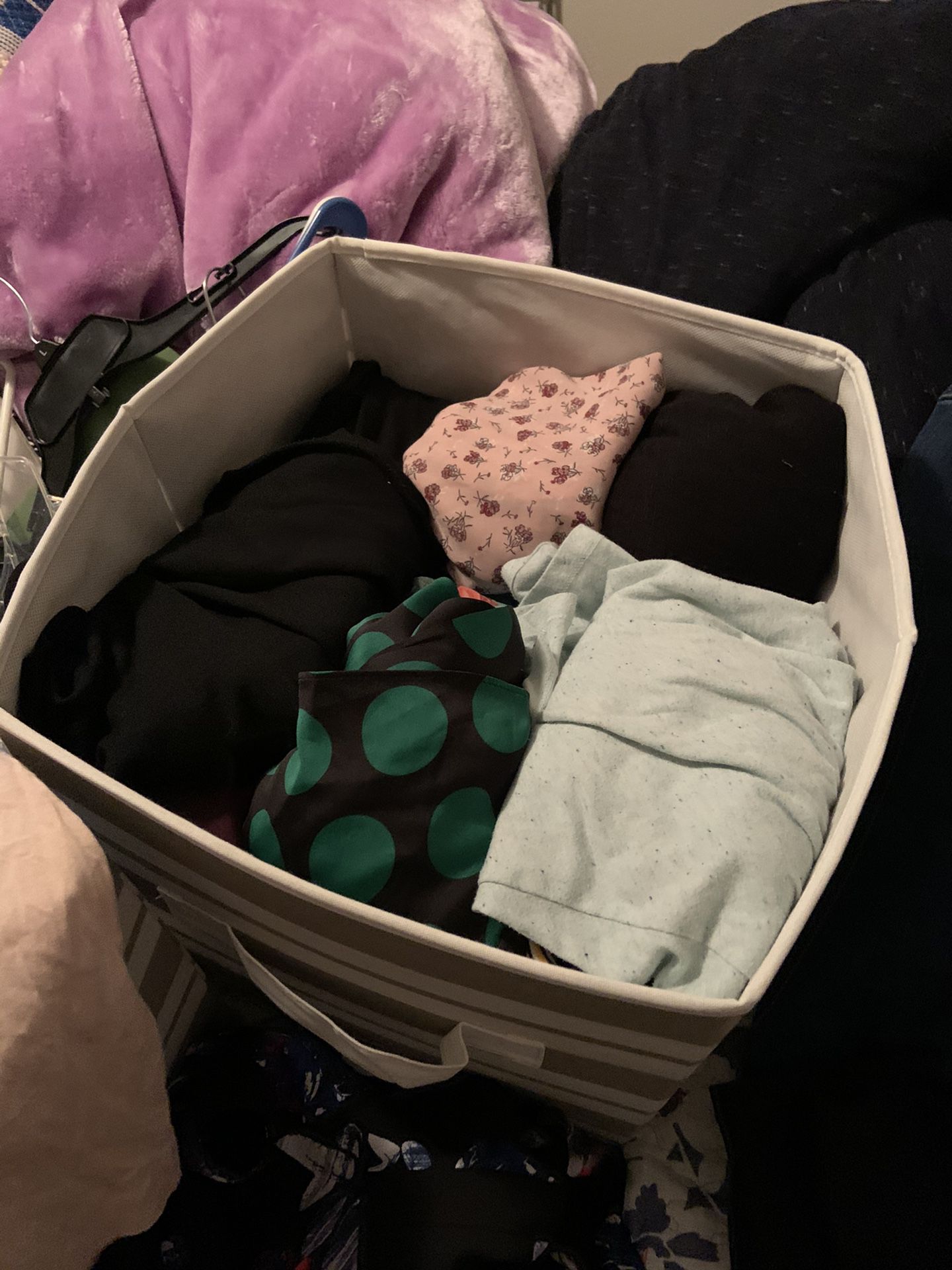 Women’s clothes bundle