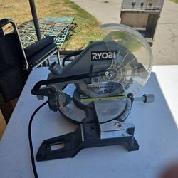 Ryobi Saw 