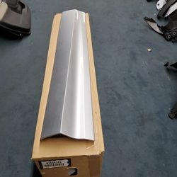 2024-2025 Acura ZDX Front Left Door Lower Molding Trim (contact info removed)1  OEM