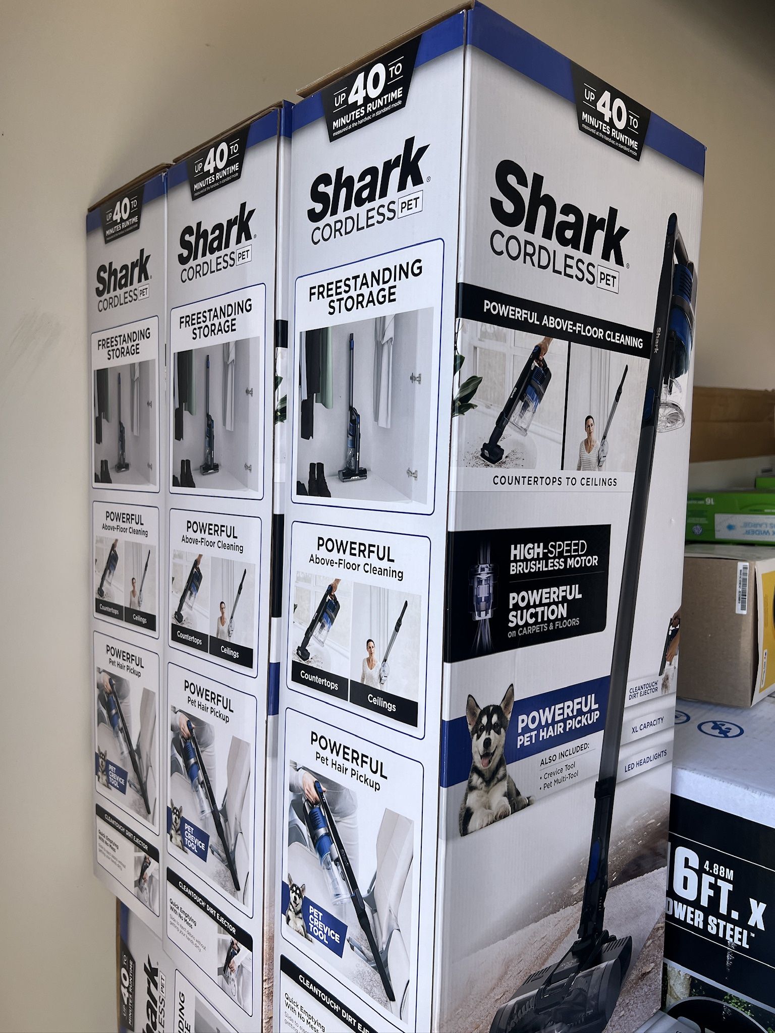 Shark Pet Bagless Cordless Stick Vacuum Cleaner – XL Dust Cup, Washable Filter, LED Lights,Brand New