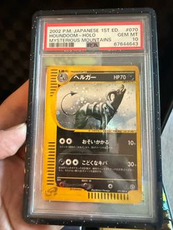Houndoom Mysterious Mountains PSA 10
