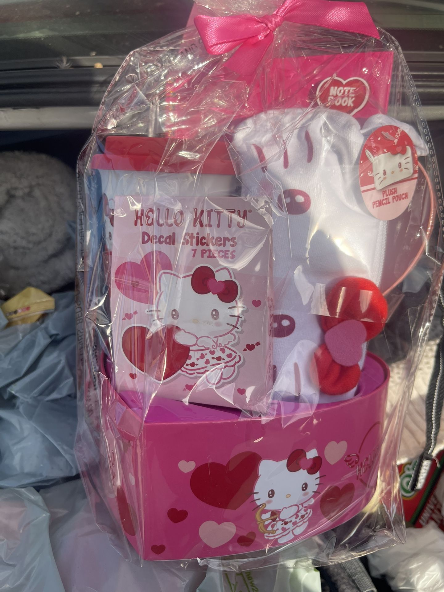 Hello Kitty Stationary Gift Set
