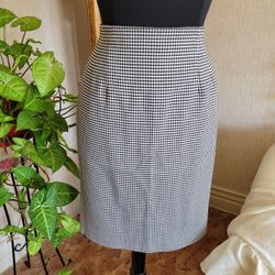 Norton Mcnaughton Skirt Size 8