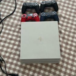 PS4 