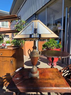 Tiffany-style lamp.