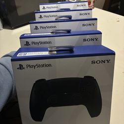 5 brand new PS5 controllers