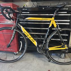 Fuji Roubaix Road Bike