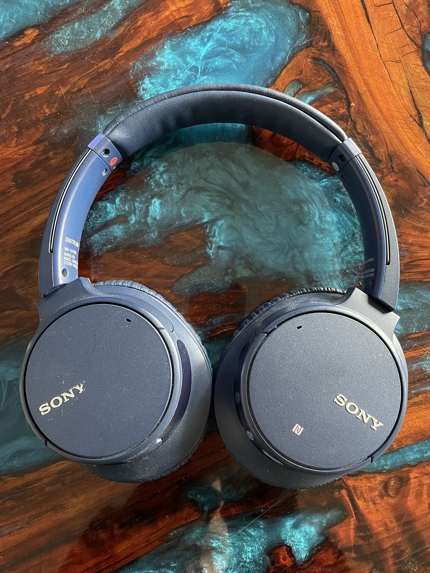 Sony Noise-Cancelling Bluetooth Headphones