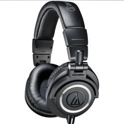 Audio-technica ATH-M50 Closed Back Studio Monitoring Headphones