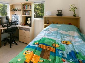 BED & DESK SET