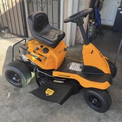 Cub Cadet 30 in. 10.5 HP Briggs and Stratton • Engine 6-Speed Manual Drive Gas Rear Engine Riding Mower 