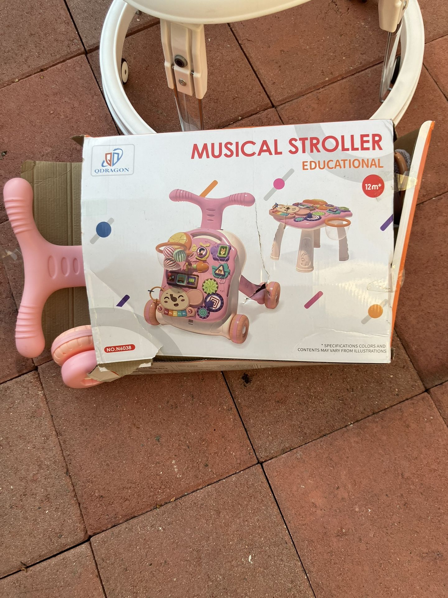 MUSICAL STROLLER