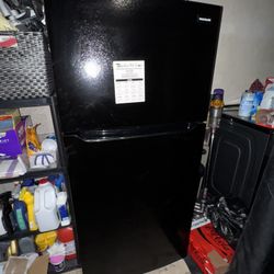 Frigidaire Refrigerator 